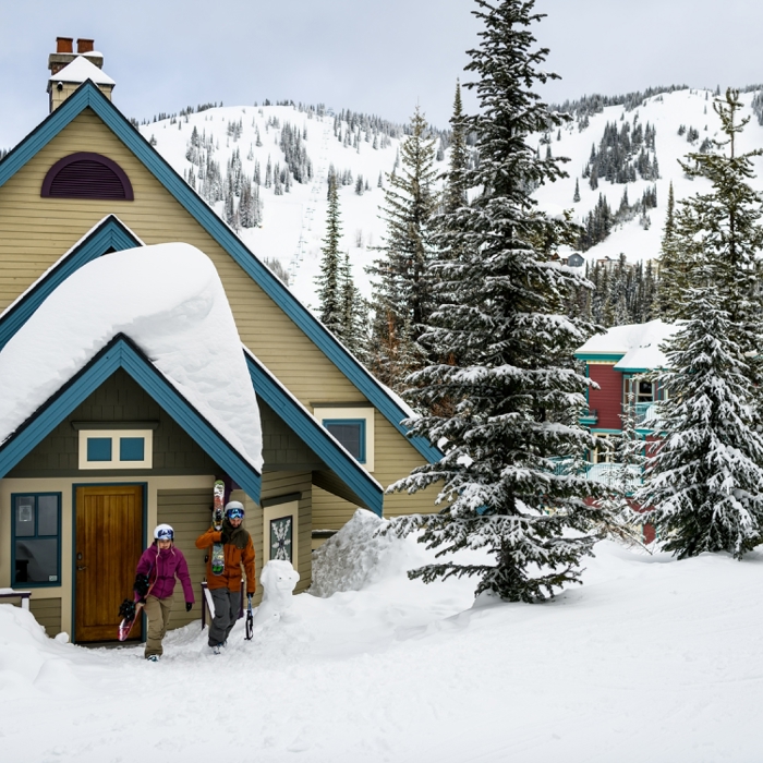 8 Best Ski-In Ski-Out Resorts in Canada for 2023