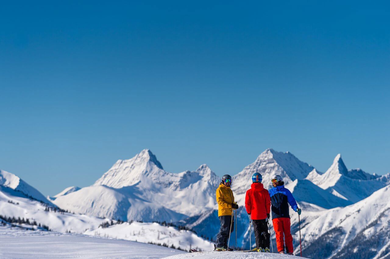 SkiBig3 AB Sunshine Village 3 friends mountain vista