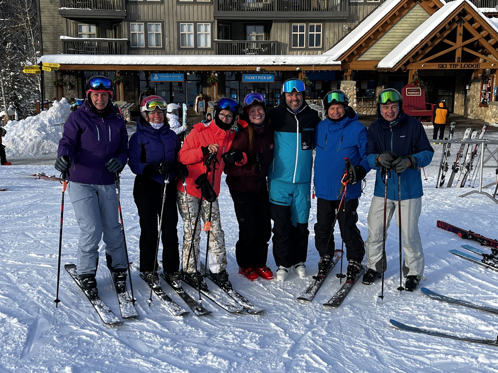 Panorama BC ski with the pros